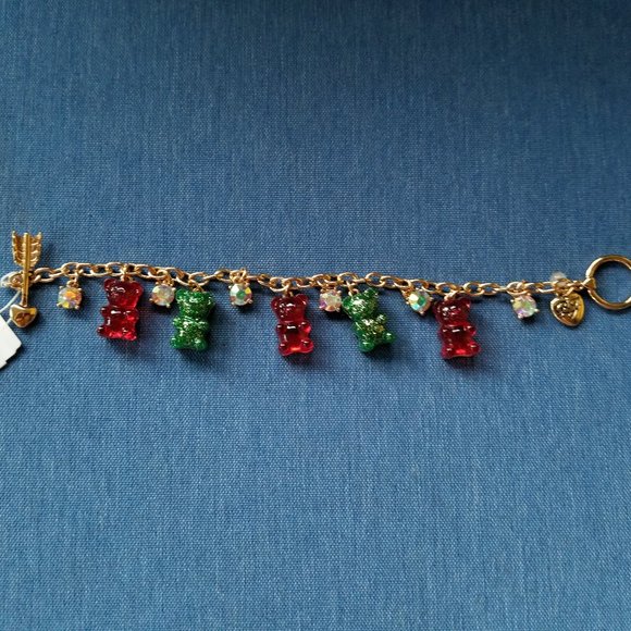 🧸🎄Betsey Christmas Holiday SPARKLE Gummy Bear Charm Bracelet - NWT🎄🧸 - Picture 4 of 8